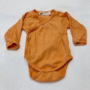Monica + Andy, Long Sleeve Onesie, Heathered Orange, 100% Organic Cotton